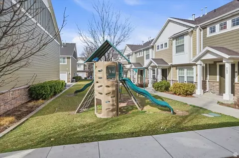 Exterior - 1024 S 270 W, Logan, UT 84321 photo 4 of 9