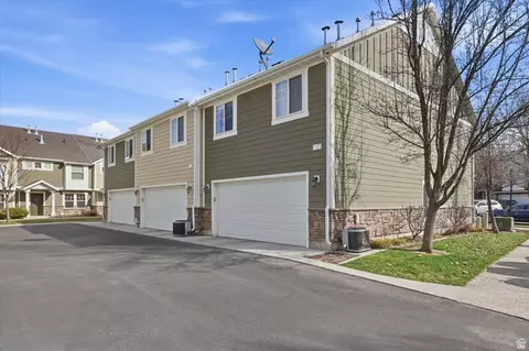 Exterior - 1024 S 270 W, Logan, UT 84321 photo 6 of 9