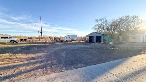 124 Grassy Trail Dr, East Carbon, UT 84520