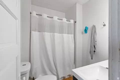 Bath - 386 N 500 E, Provo, UT 84606 photo 3 of 3