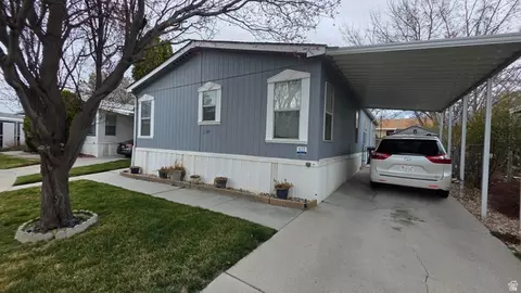 11243 S Hidden View Dr E #122, Sandy, UT 84070 photo 3