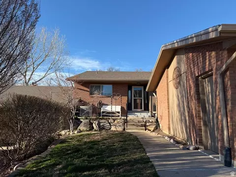 2509 E 1900 N, Layton, UT 84040