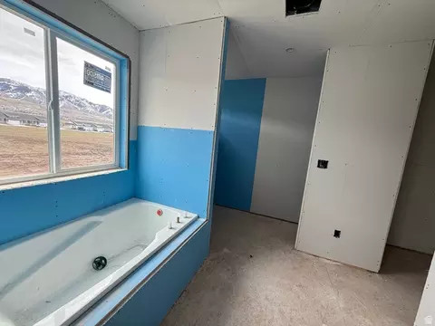 Bath - 821 S 270 E #5, Smithfield, UT 84335 photo 1 of 2