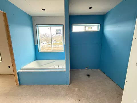 Bath - 821 S 270 E #5, Smithfield, UT 84335 photo 2 of 2