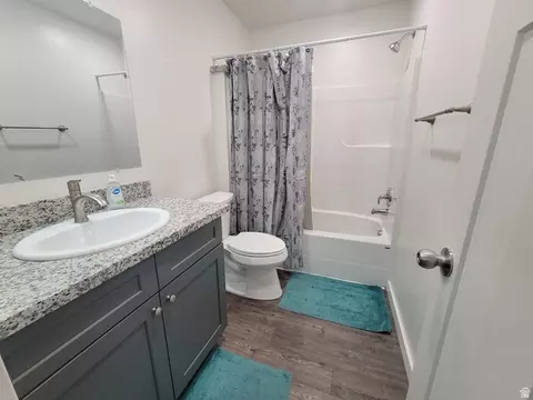 Bath - 320 N 450 W, Delta, UT 84624 photo 2 of 2