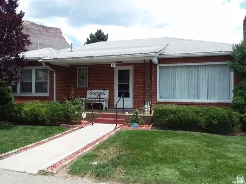 73 Garden St, Helper, UT 84526