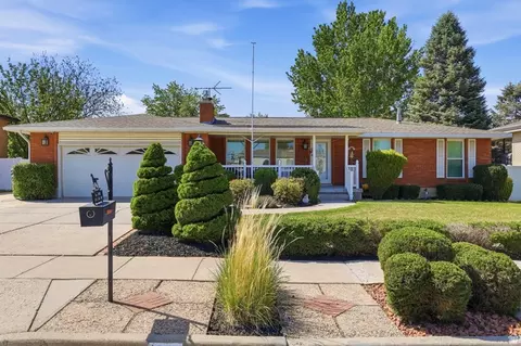 1242 Earl Way S, Sandy, UT 84094