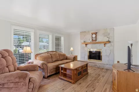 Living - 1242 Earl Way S, Sandy, UT 84094 photo 3 of 3