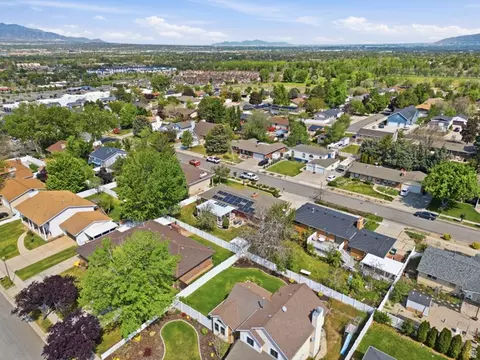 View/Area - 1242 Earl Way S, Sandy, UT 84094 photo 1 of 3