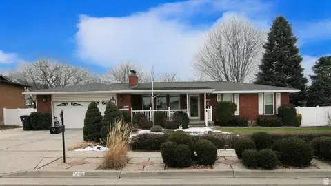 1242 Earl Way S, Sandy, UT 84094