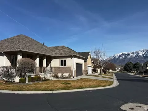 1542 W Myrtlewood Ln S, South Jordan, UT 84095