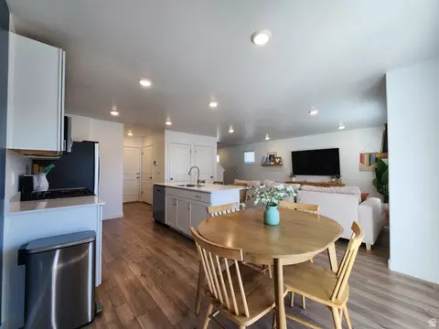 Dining - 1736 E Fall St N, Eagle Mountain, UT 84005 photo 1 of 1
