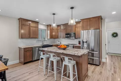 Kitchen - 1896 W 800 N, Mapleton, UT 84664 photo 1 of 4