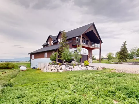 1164 S 1600 E, Preston, ID 83263