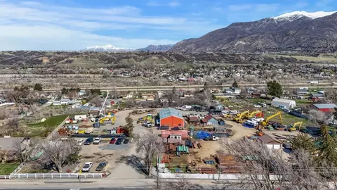1458 E South Weber Dr S, South Weber, UT 84405