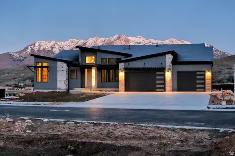 6693 N Lakeside Dr, Mountain Green, UT 84050