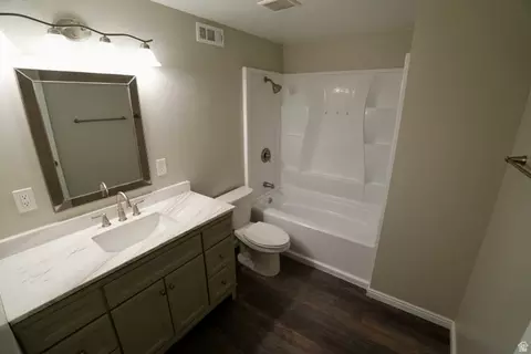 Bath - 86 S 930 E, American Fork, UT 84003 photo 9 of 9