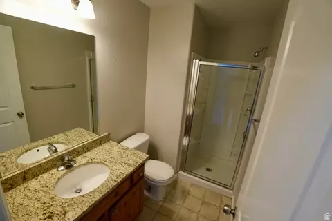 Bath - 86 S 930 E, American Fork, UT 84003 photo 5 of 9