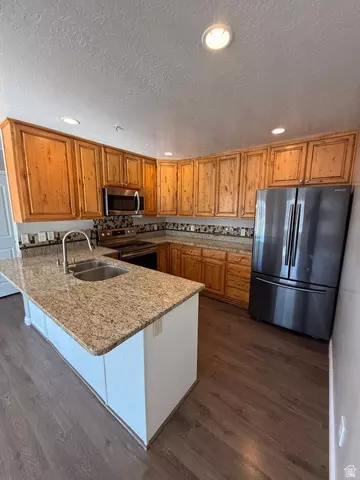 Kitchen - 82 S 930 E, American Fork, UT 84003 photo 1 of 3