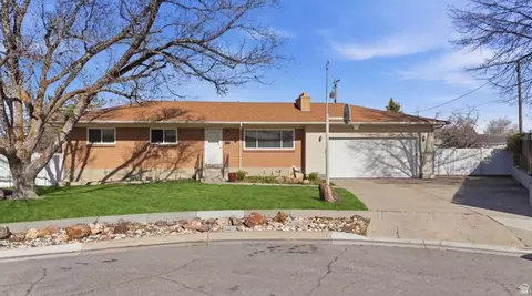 791 E Casa Blanca Cir, Midvale, UT 84047