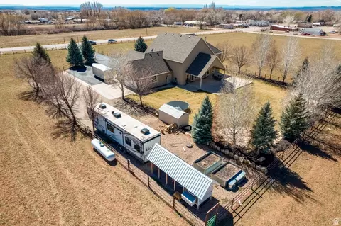 View/Area - 11103 E 7000 N, Lapoint, UT 84039 photo 1 of 4