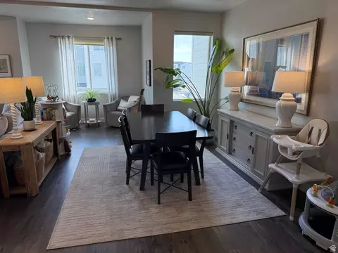 Dining - 689 E Ryegrass N, Eagle Mountain, UT 84005 photo 1 of 1