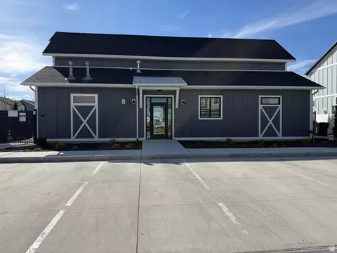 Exterior - 689 E Ryegrass N, Eagle Mountain, UT 84005 photo 5 of 11