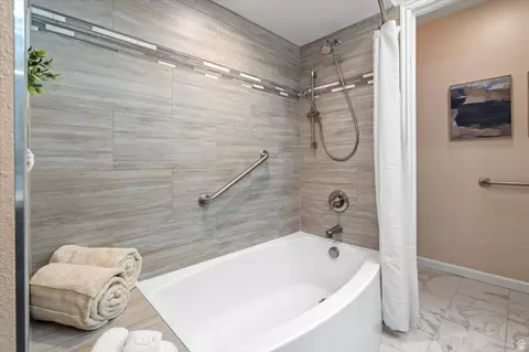 Bath - 888 E 6895 S, Midvale, UT 84047 photo 3 of 7