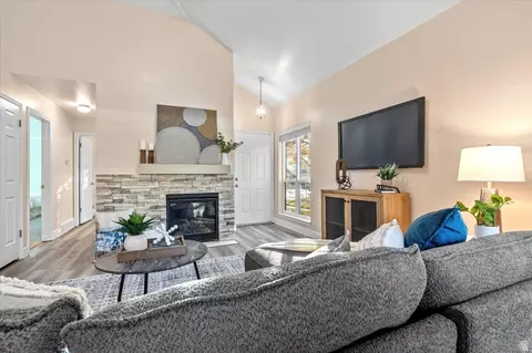 888 E 6895 S, Midvale, UT 84047