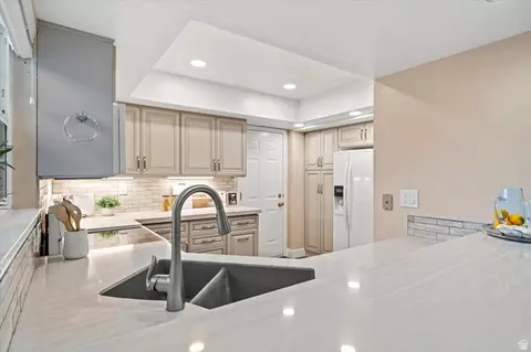 Kitchen - 888 E 6895 S, Midvale, UT 84047 photo 1 of 3