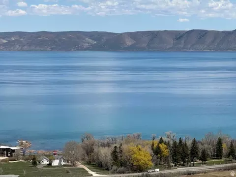 947 W Cisco Run #E20, Garden City, UT 84028
