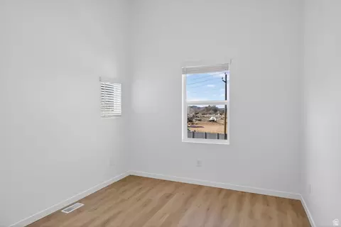 Bedroom - 2906 E Desert Sol Ct, Moab, UT 84532 photo 4 of 8