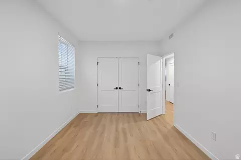 Bedroom - 2906 E Desert Sol Ct, Moab, UT 84532 photo 6 of 8