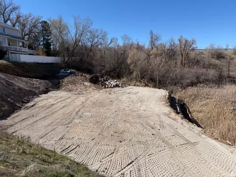 5659 Fox Chase Dr, South Ogden, UT 84403