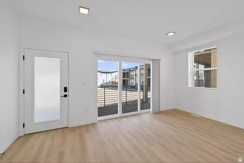 Living - 2946 E Desert Sol Ct, Moab, UT 84532 photo 5 of 6