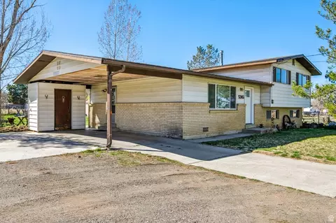 5345 W 4000 S, Hooper, UT 84315