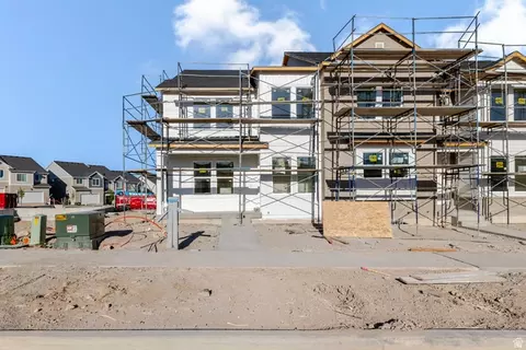 822 N Banner Dr #660, Saratoga Springs, UT 84045