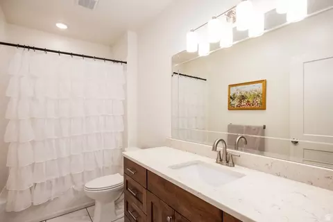 Bath - 594 E 1000 N, Mapleton, UT 84664 photo 7 of 7