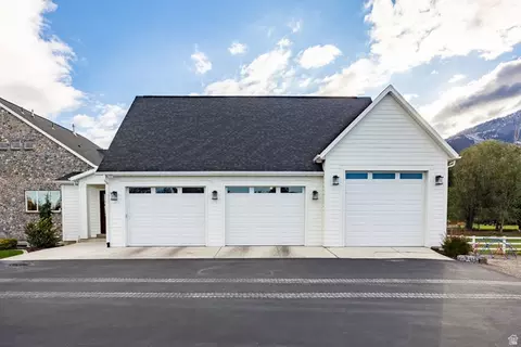 Exterior - 594 E 1000 N, Mapleton, UT 84664 photo 6 of 21