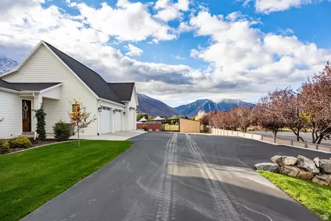 Exterior - 594 E 1000 N, Mapleton, UT 84664 photo 7 of 21