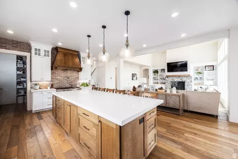 Kitchen - 594 E 1000 N, Mapleton, UT 84664 photo 1 of 3