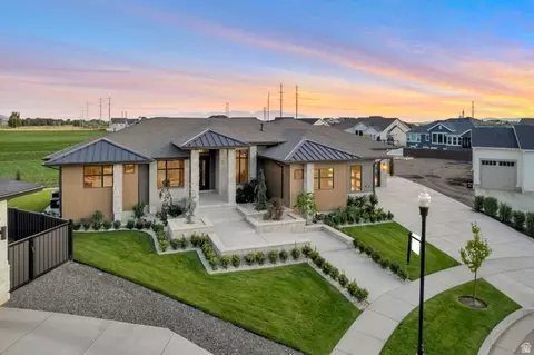 538 S 1400 W, Farmington, UT 84025