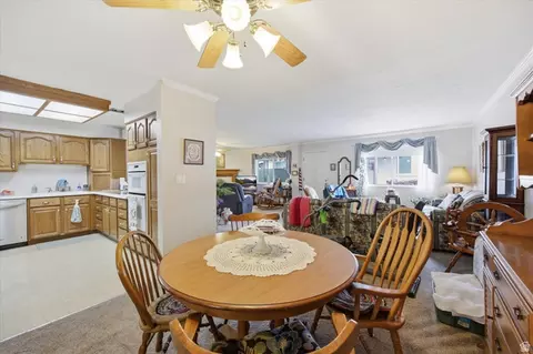 Dining - 403 W 400 N #1, Bountiful, UT 84010 photo 1 of 2