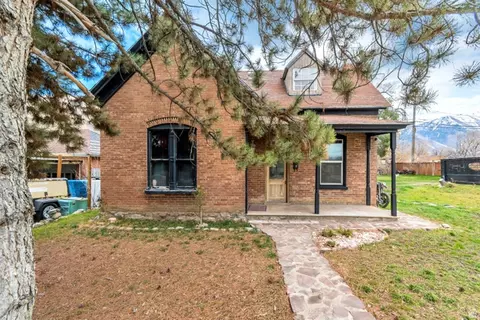 585 S 400 E, Springville, UT 84663