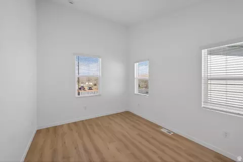 Bedroom - 2910 E Desert Sol Ct, Moab, UT 84532 photo 3 of 8