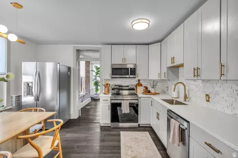 595 E 900 N, Lehi, UT 84043