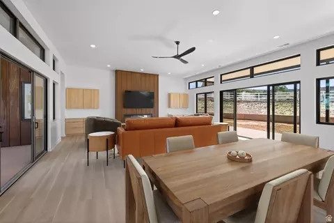 Dining - 2235 Salida Del Sol, Moab, UT 84532 photo 1 of 1