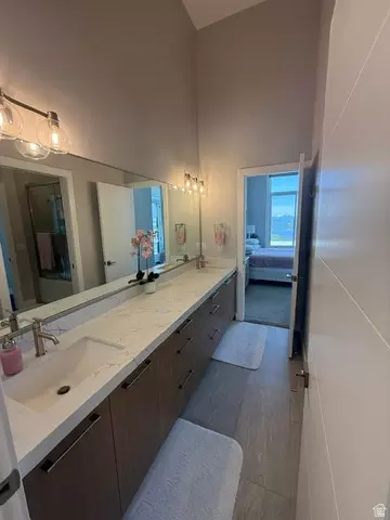 Bath - 795 E Miner Way, Hideout, UT 84036 photo 3 of 4