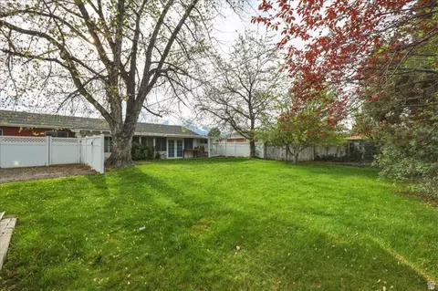 Exterior - 376 S 400 E, Orem, UT 84097 photo 4 of 5