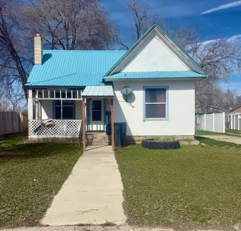274 W Oneida St, Preston, ID 83263